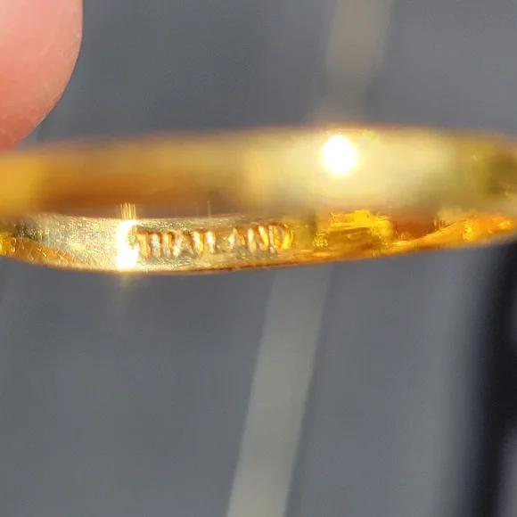 3 Costume Jewelry Rings & Faux Crystal Ring Holder Dish ~ Faux Diamonds! - Picture 10 of 16